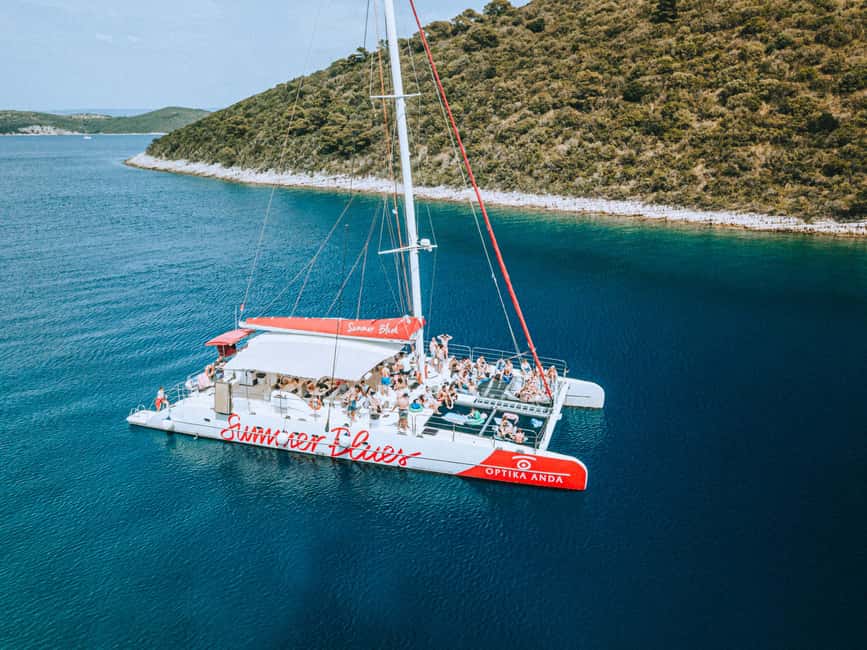 From Split: Catamaran Cruise to Golden Horn & Brač island. - From Split harbor to Brač by catamaran