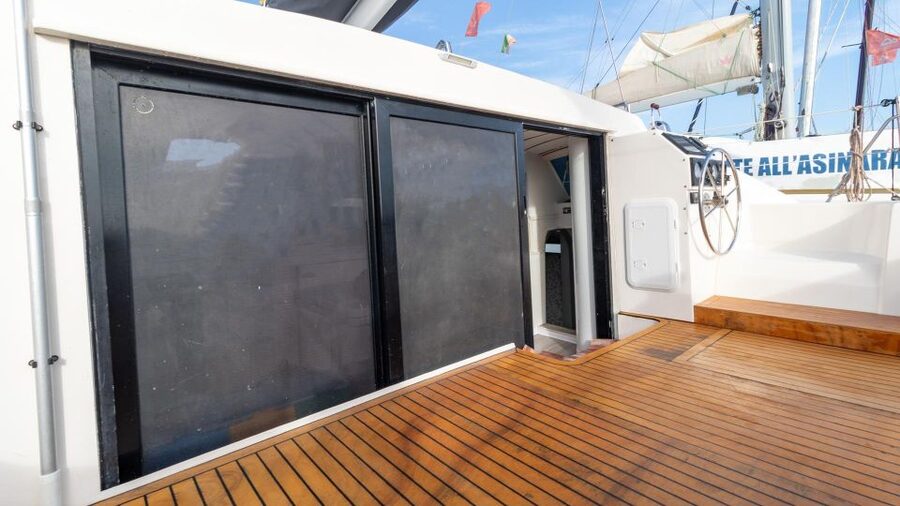 From Stintino: Catamaran tour to Asinara Island - Leaving Stintino for the Gulf of Asinara