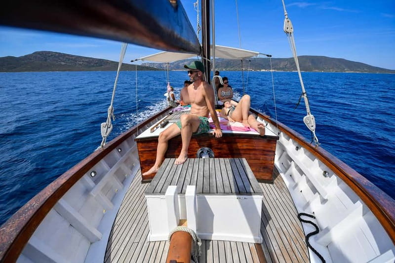 From Stintino: sailing trip to Asinara with Lunch - Practical comfort on an eight-hour boat day