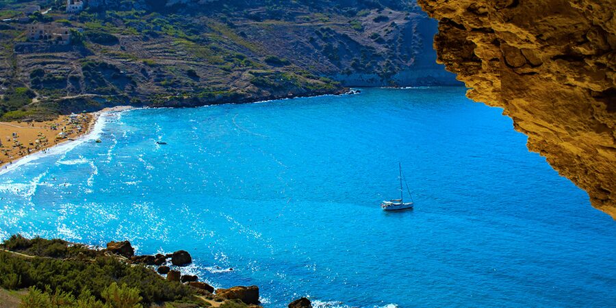 From Valetta: Catamaran Tour with Hop-On, Hop-Off Gozo Tour - FAQ