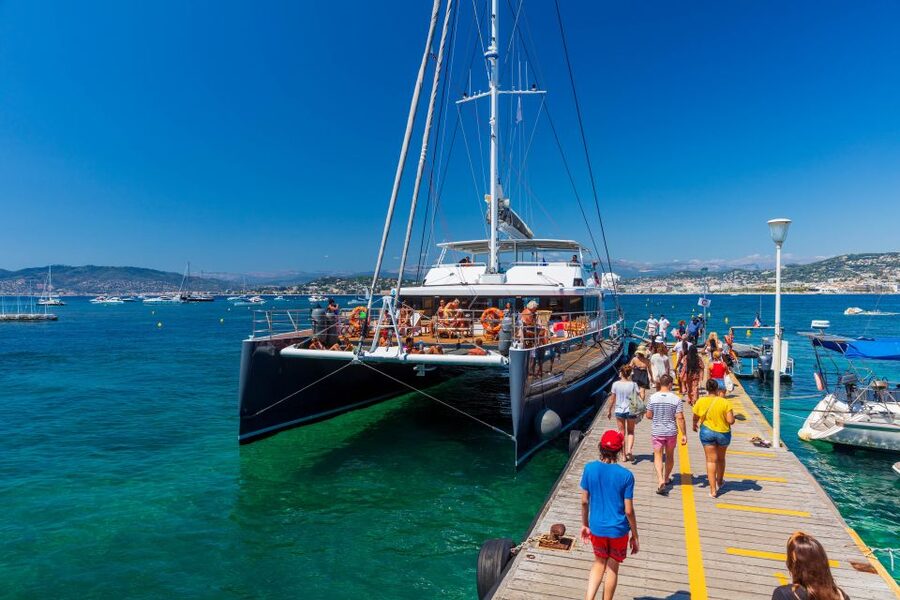 Full-Day Catamaran Cruise Departing from Cannes - Along the Esterel coast and Corniche dOr