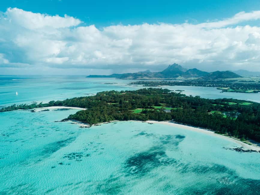 Full-day Catamaran Cruise to Ile aux Cerfs with Lunch - The 42-foot catamaran and east-coast views