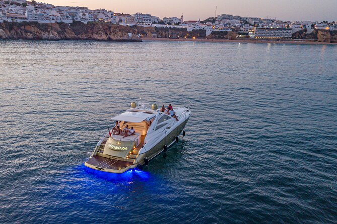 Full-Day Private Cruise in the Algarve Coast by Luxury Yacht - Snacks, wine, and the missing lunch