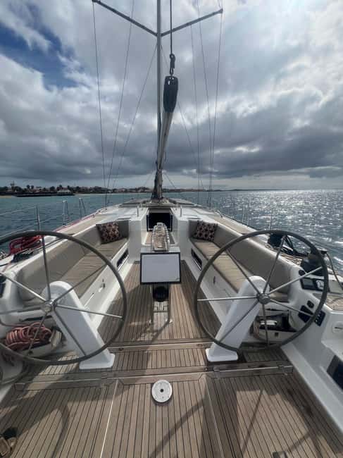 Full day sailing boat in Sal, Cape Verde:taste the Atlantic! - From Santa Maria Bay to Ponta Preta