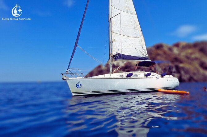 Full Day Sailing Tour Catania-Acitrezza - An hour in Acitrezza, with choices to make