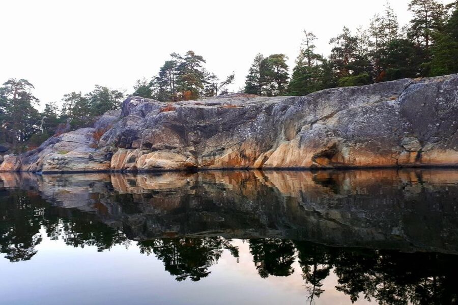Full-Day Stockholm Archipelago Sailing Tour - Leaving Stockholm for Vaxholm