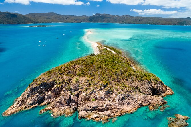 Full-Day Whitsunday Sail and Snorkel Adventure with Lunch - The long sailing time is part of the bargain