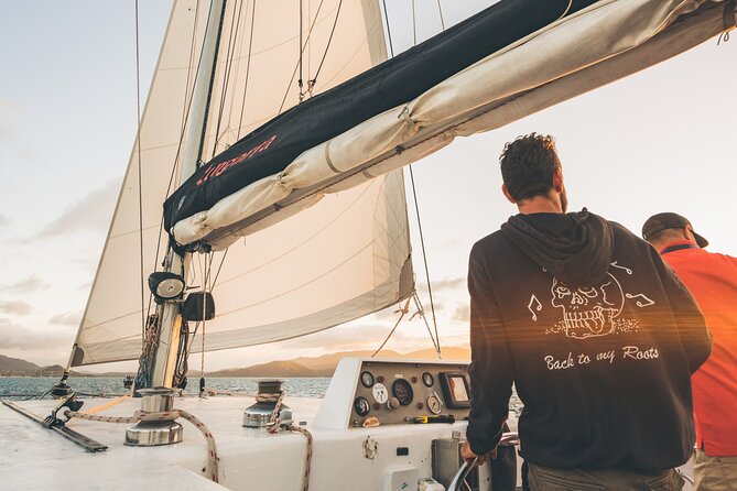 Full-Day Whitsunday Sail and Snorkel Adventure with Lunch - Sunset on the return sail