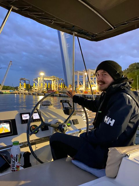 Gdansk: Scenic Evening Yacht Cruise with Welcome Drink - Should you book the evening yacht cruise?