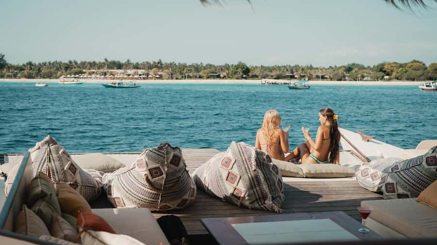 Gili Islands: 4-in-1 Catamaran Snorkeling Experience - The floating beach club stop