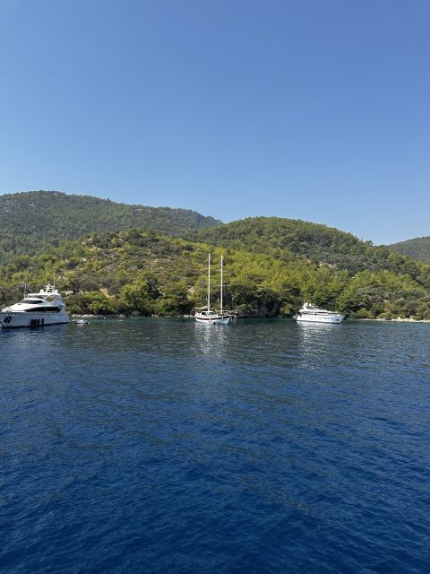 Gocek: Yacht Trip and 12 Island Full-Day Tour with Lunch - Food, drinks, and what to pack