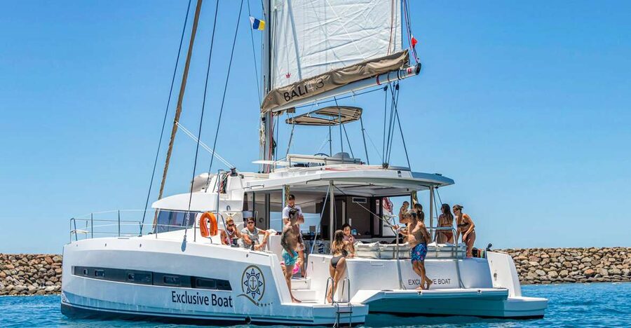Gran Canaria: Catamaran Day Trip with Food and Drinks - Key points at a glance