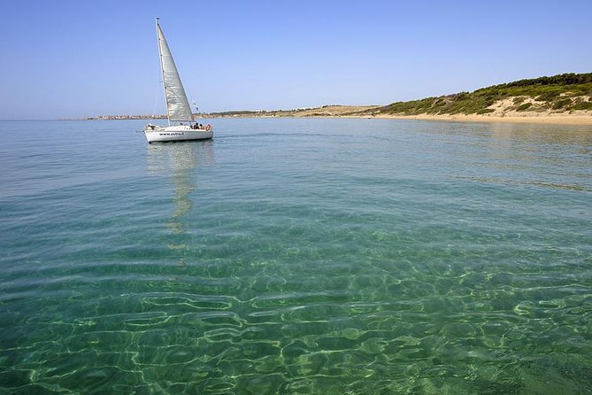 Half-Day Sailing Excursion - Quiet coves and snorkeling around Capo Rizzuto