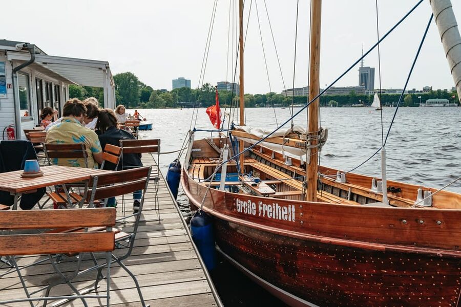 Hamburg: Alster River Sailing Tour on a 2-Masted Sailboat - Weather, clothing, and comfort