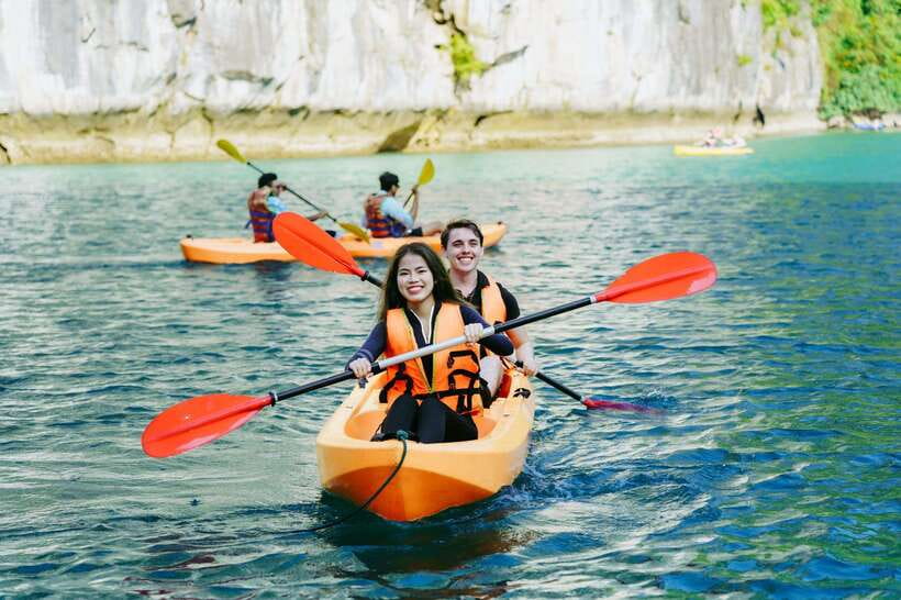 Hanoi/Ha Long: Ha Long Bay Luxury Day Cruise by Catamaran - Titop Island and its steep viewpoint