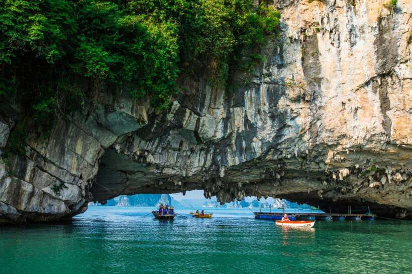 Hanoi/Ha Long: Ha Long Bay Luxury Day Cruise by Catamaran - What $94 gets you