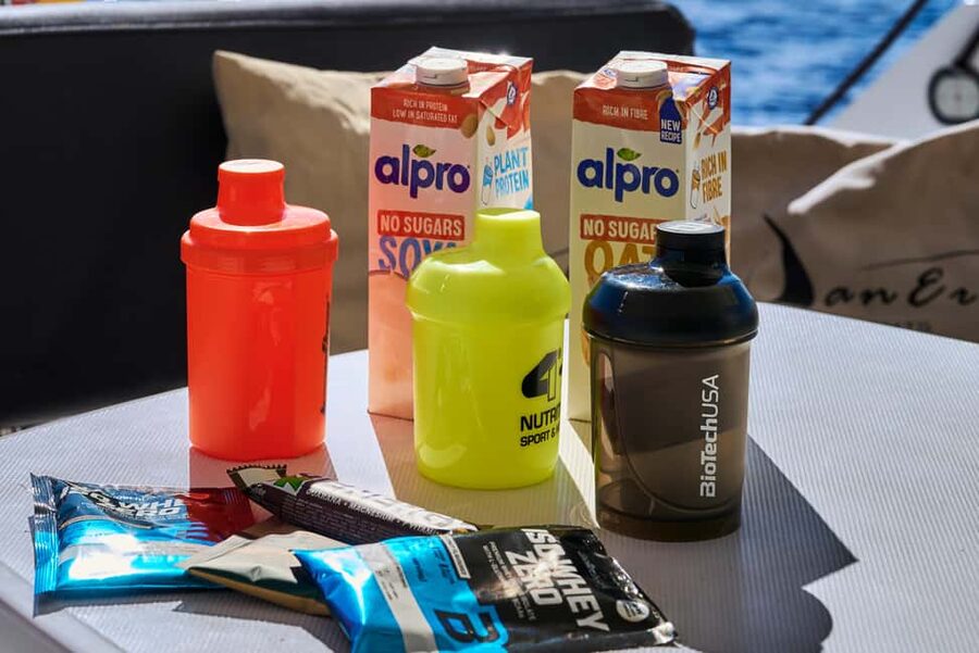 Heraklion:Dia Island Catamaran Cruise with Lunch, Water Toys - How the timing affects your day