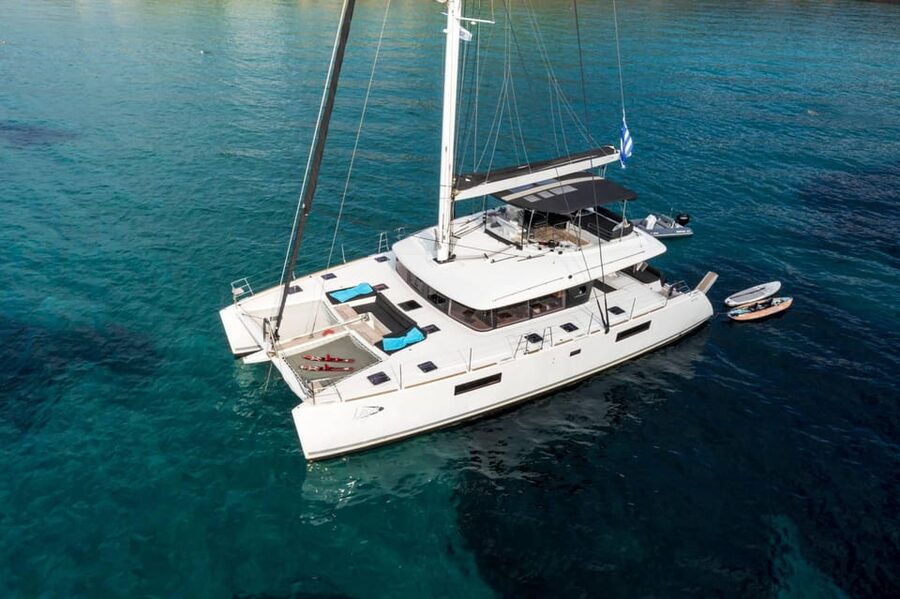 Heraklion: Dia Island Luxury Catamaran Cruise with Meal - Booking details worth getting right