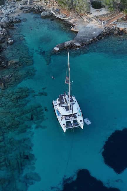 Heraklion Luxury Sailing Catamaran Dia Island | Gourmet Menu - Key details before you book