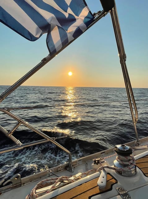 Heraklion: Sailing Cruise to Dia Island with Drinks and Meal - Should you book the Dia Island sailing?