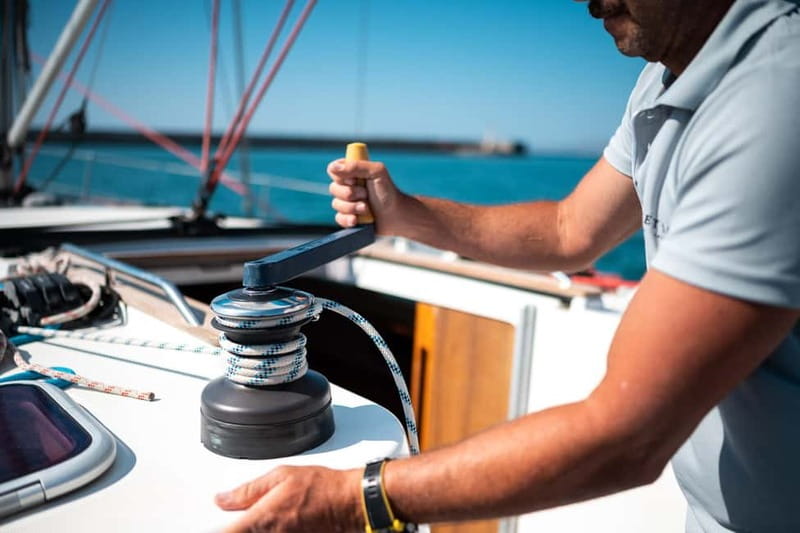 Heraklion: Sailing Trip to Dia Island with Lunch & Swimming - The crew gives the trip its character