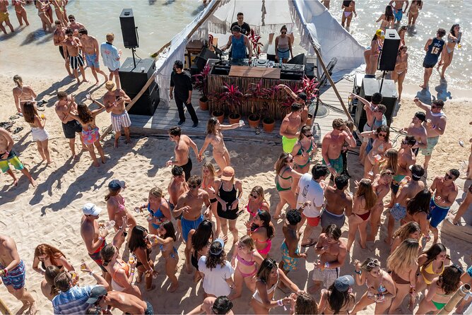 HipHop Catamaran Party from Cancun to Isla Mujeres - A party boat with a real island stop