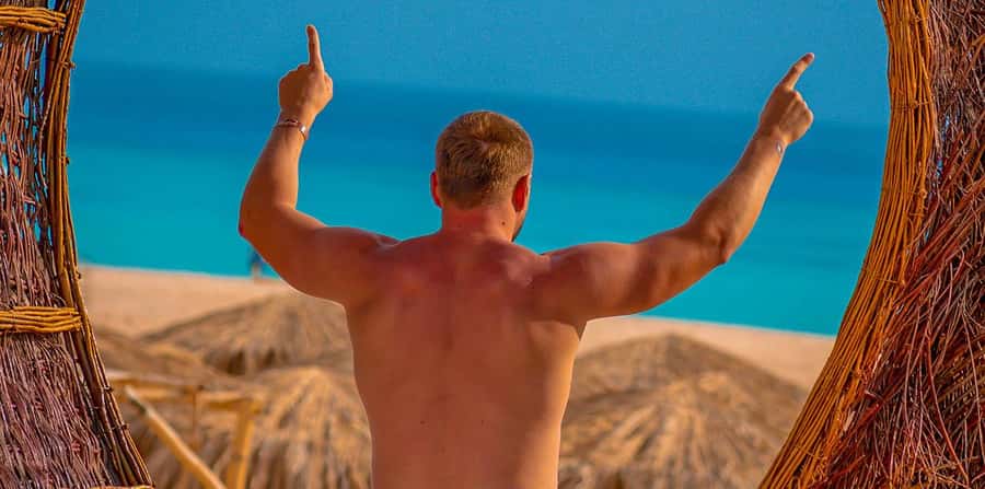 Hurghada: Paradise Island Yacht Cruise, Lunch & Snorkeling - Beach time is simple, sunny, and well arranged