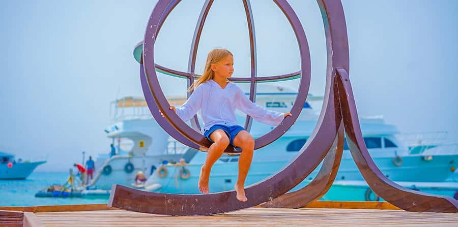 Hurghada: Paradise Island Yacht Cruise, Lunch & Snorkeling - Choose the yacht if you want an easy full day