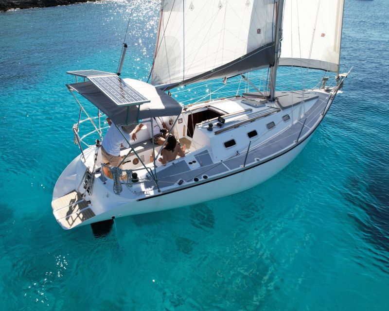 Hvar: Private Sailing Boat Trip with Swimming and Snorkeling - The boat, skipper, and onboard comforts
