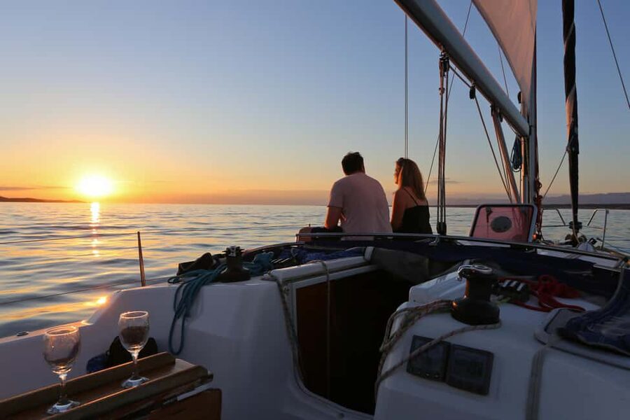 Hvar: Romantic Sunset Sailing Experience On A Comfort Yacht - Who should book the Hvar sunset yacht