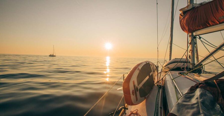 Hvar: Romantic Sunset Sailing Experience On A Comfort Yacht - What the yacht feels like for a shared group