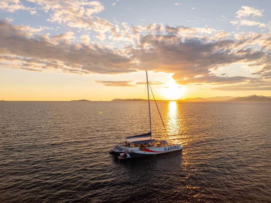 Hyères : Sunset Catamaran Cruise to Giens Peninsula - Why this Hyères sunset cruise works so well