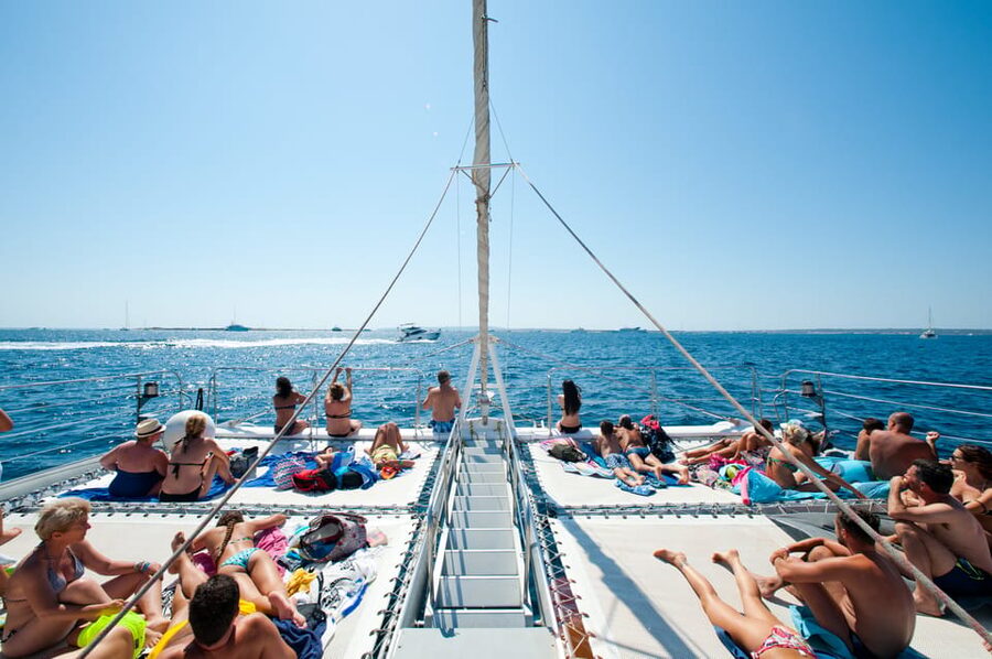Ibiza: Catamaran Cruise to Formentera with Meal and Drinks - The strongest reasons to choose this cruise