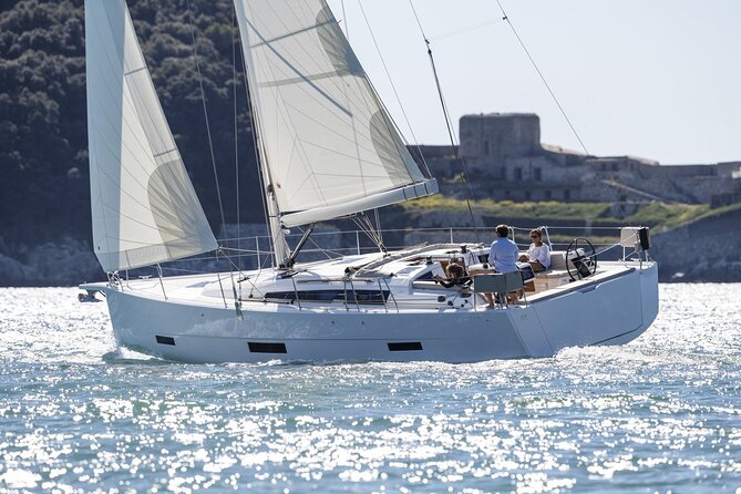 Ibiza Midday or Sunset Sailing with Light Snacks and Open Bar - Price, group size, and overall value
