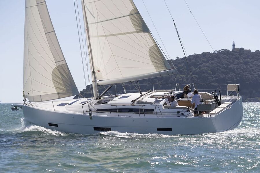 Ibiza: Midday or Sunset Sailing with Snacks and Open Bar - Four hours between Ibiza’s shore and open sea