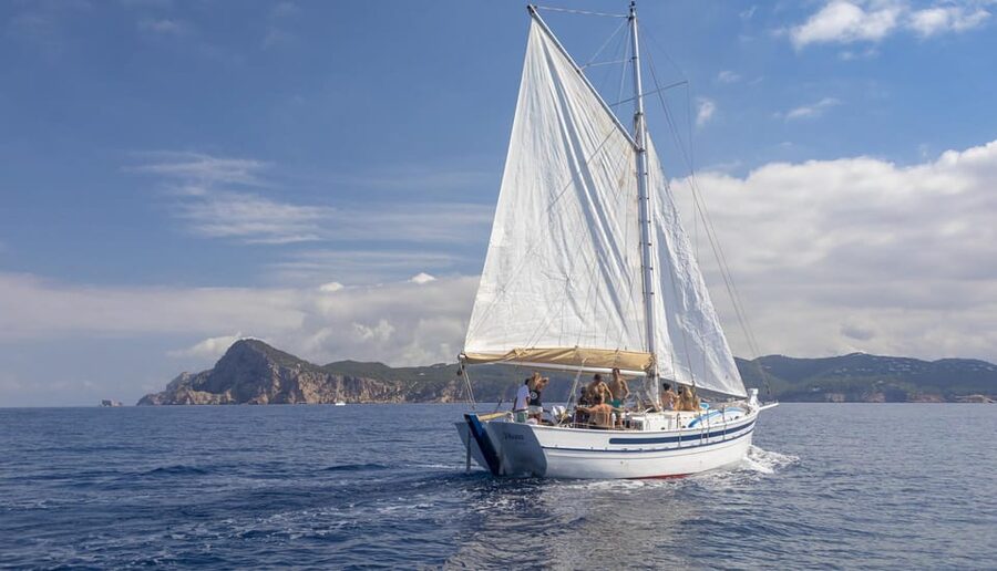 Ibiza: Private Sailboat with Premium Open Bar, Food & Music - Setting out from Sant Antoni Port
