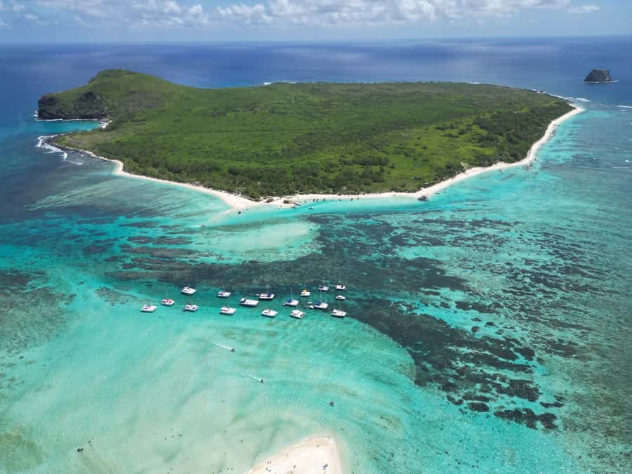 Ilot Gabriel: Catamaran Cruise & BBQ Lunch - Coin de Mire, the mountain in the sea