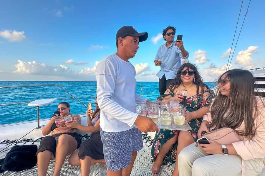 Isla Mujeres: Catamaran Ride with Open Bar, Snorkeling, and Lunch - Simple preparation for a better day