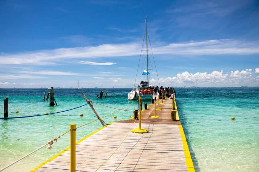Isla Mujeres: Catamaran Ride with Open Bar, Snorkeling, and Lunch - The 30-minute reef snorkeling stop