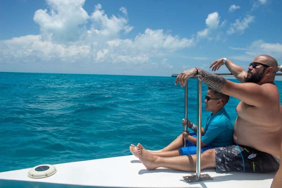 Isla Mujeres Catamaran, Snorkel & Buffet Lunch - Sailing from Marina Albatros in Cancun