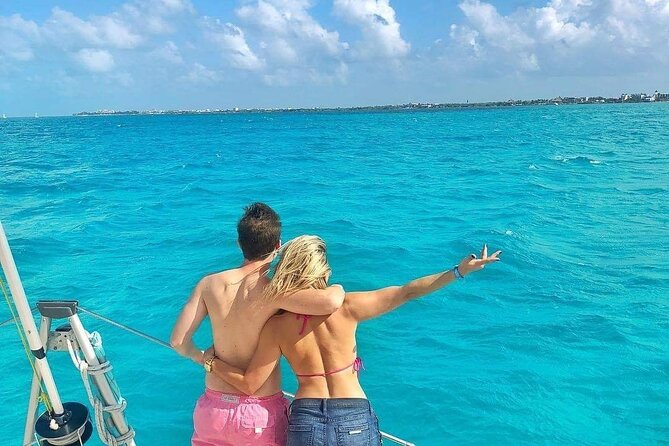 Isla Mujeres Catamaran Tour with Snorkel, Open bar and Transport - Smart ways to make the day easier