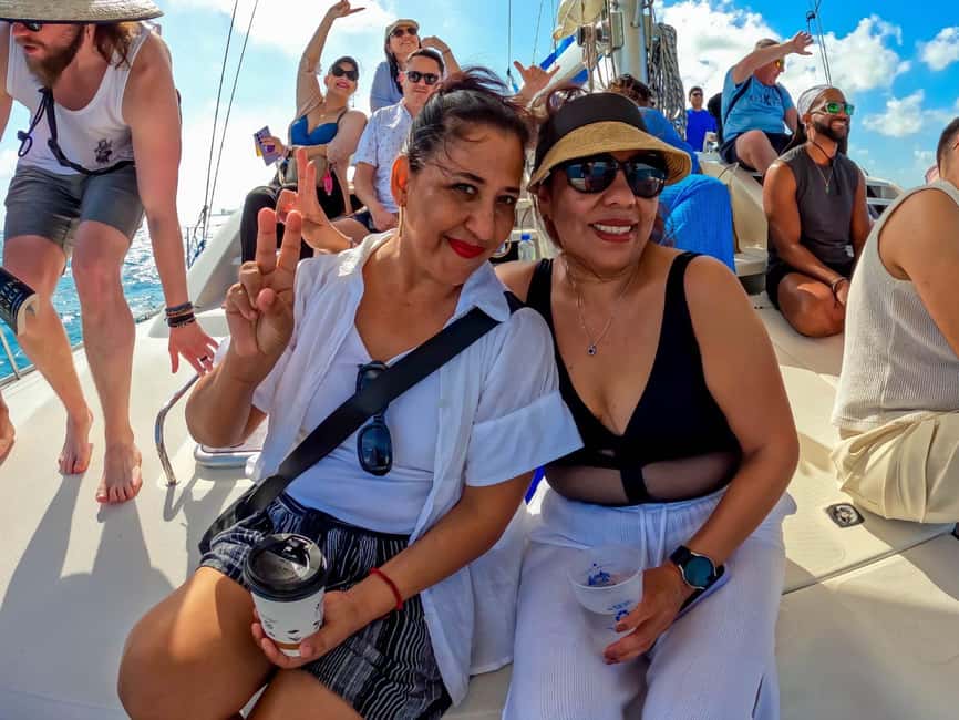 Isla Mujeres Catamaran Tour with Snorkeling & Open bar - Who will enjoy this catamaran day