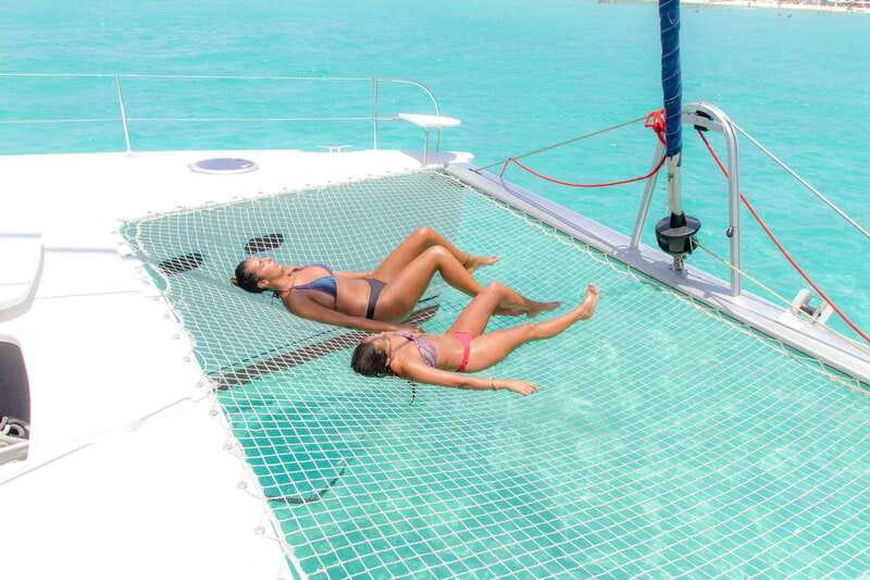 Isla Mujeres: Catamaran with Open Bar, Snorkeling and Lunch - The return sail and hotel drop-off