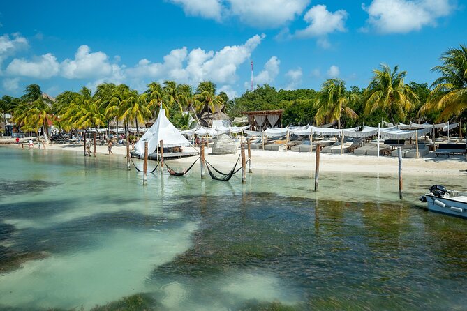 Isla Mujeres Plus by Albatros Catamarans - Punta Sur and the beach club
