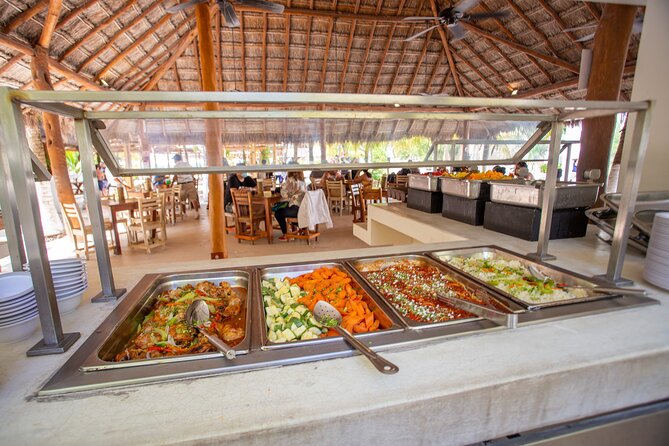 Isla Mujeres Plus by Albatros Catamarans - Buffet lunch with a wide, casual menu