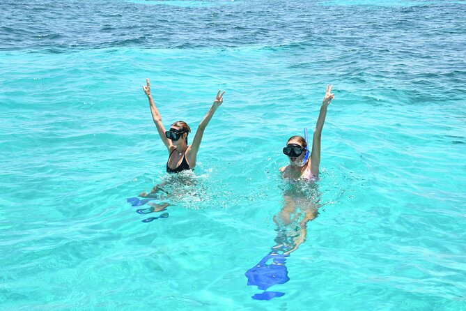 Isla Mujeres Plus by Albatros Catamarans - The snorkeling stop: useful, but brief