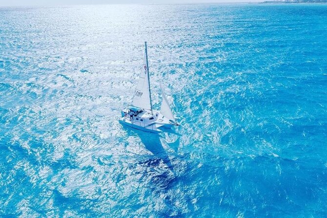 Isla Mujeres Premium Tour in Private Catamaran with Lunch - What the $1,050 private price really buys