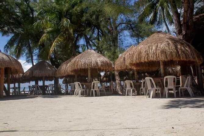 Isla Mujeres Premium Tour in Private Catamaran with Lunch - Who will get the most from this Cancun boat day