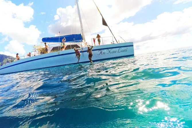 Isla Mujeres tour in a Catamaran with snorkel, open bar, lunch - What this Isla Mujeres catamaran day is really like