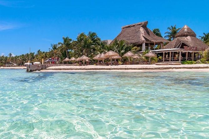 Isla Mujeres tour in a Catamaran with snorkel, open bar, lunch - Weather, cancellations, and practical cautions